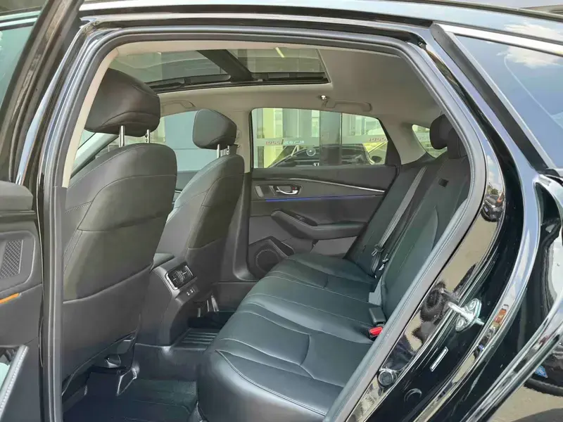 2023 Honda Accord с пробегом 27 000 км