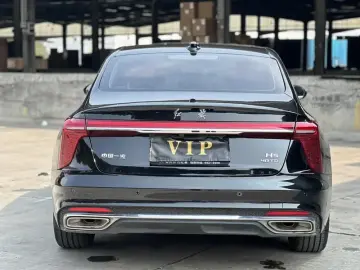 2024 Hongqi H5 с пробегом 17 000 км