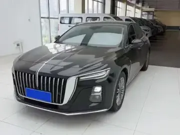 2024 Hongqi H5 с пробегом 50 000 км