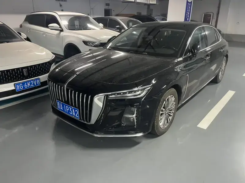 2024 Hongqi H5 с пробегом 50 000 км