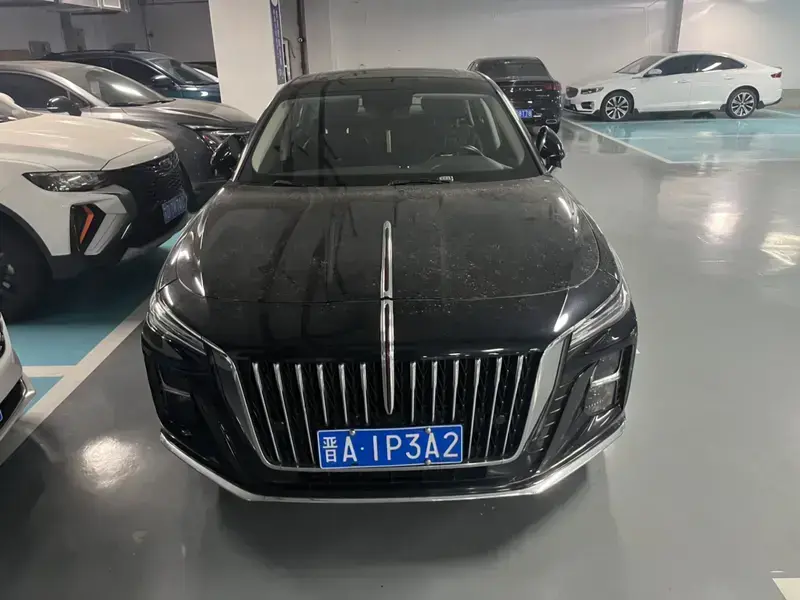 2024 Hongqi H5 с пробегом 50 000 км