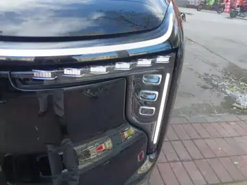 2026 IM Motors (Zhiji) LS8 с пробегом 4 000 км