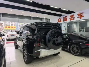 2024 Land Rover Defender с пробегом 18 000 км