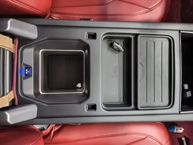 2024 Land Rover Defender с пробегом 18 000 км