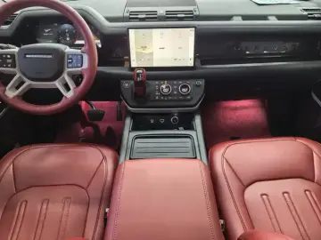 2024 Land Rover Defender с пробегом 18 000 км