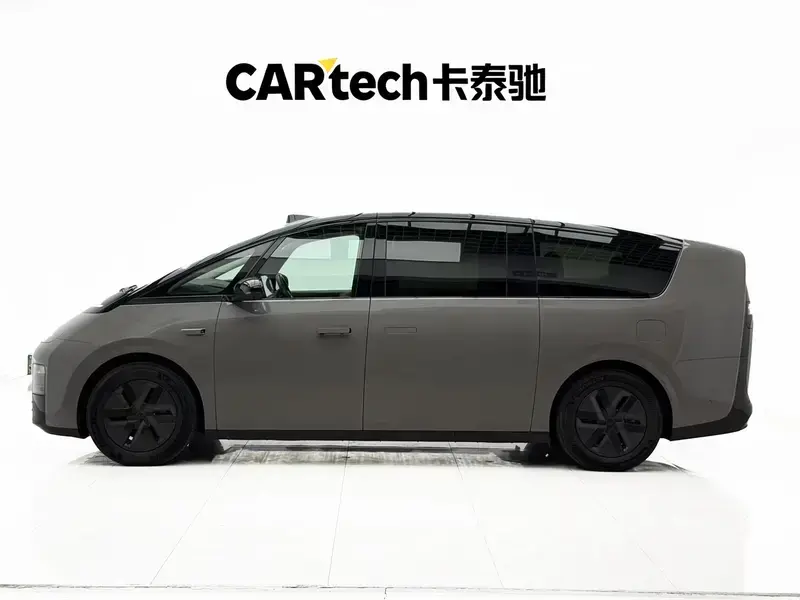2024 Li Auto (Lixiang) Mega с пробегом 14 000 км