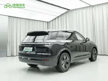 2024 Li Auto (Lixiang) L7 с пробегом 40 800 км