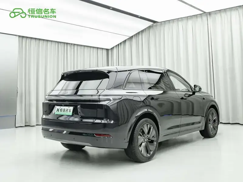 2024 Li Auto (Lixiang) L7 с пробегом 40 800 км