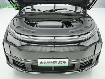 2024 Li Auto (Lixiang) L7 с пробегом 40 800 км