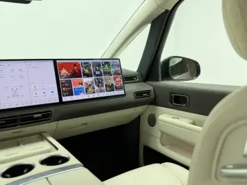 2024 Li Auto (Lixiang) Mega с пробегом 14 000 км