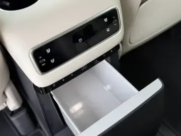 2024 Li Auto (Lixiang) Mega с пробегом 14 000 км