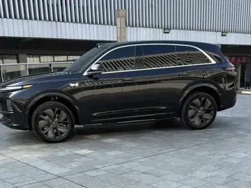 2024 Li Auto (Lixiang) L7 с пробегом 29 400 км