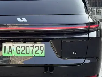 2024 Li Auto (Lixiang) L7 с пробегом 29 400 км