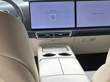 2024 Li Auto (Lixiang) L7 с пробегом 29 400 км
