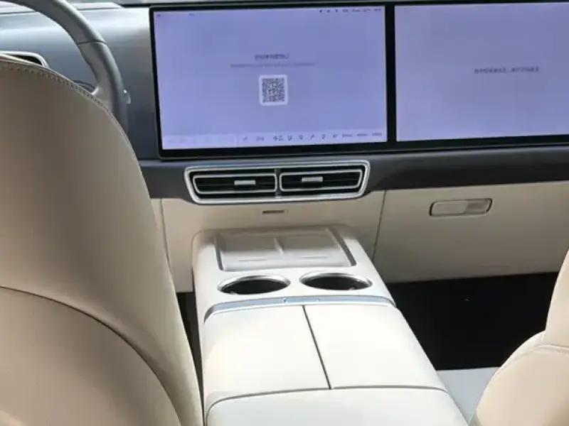 2024 Li Auto (Lixiang) L7 с пробегом 29 400 км