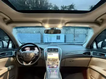 2017 Lincoln MKZ с пробегом 90 000 км