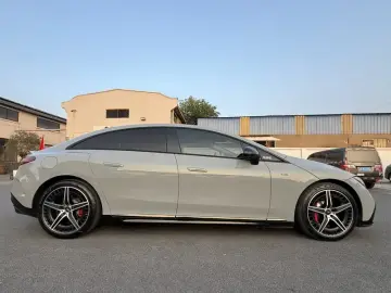 2023 Mercedes-Benz EQE AMG с пробегом 20 000 км