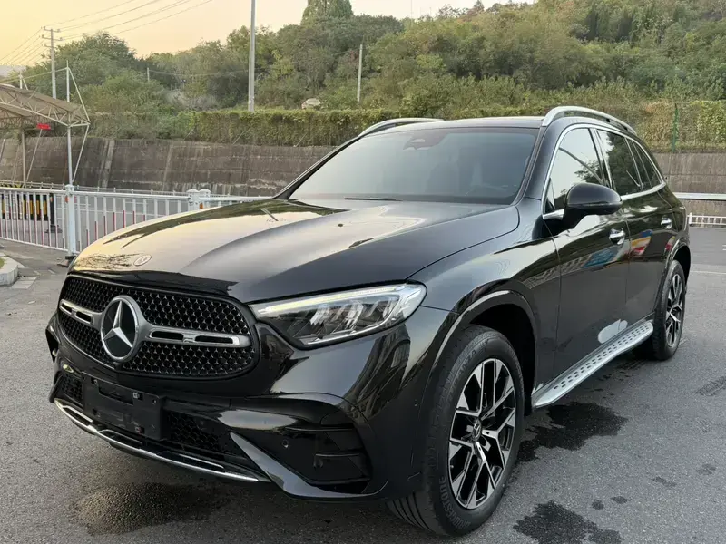 2024 Mercedes-Benz GLC с пробегом 61 000 км