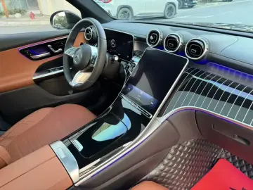 2024 Mercedes-Benz GLC с пробегом 61 000 км