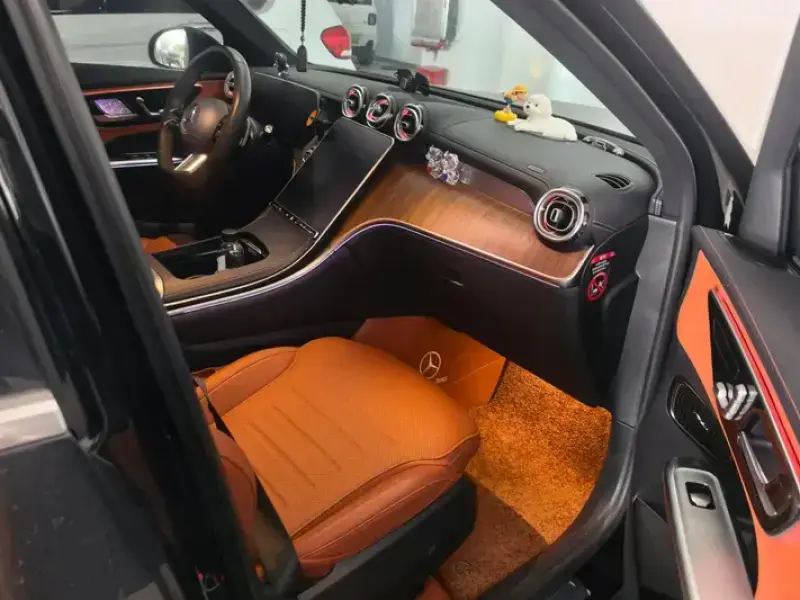 2024 Mercedes-Benz GLC с пробегом 23 000 км