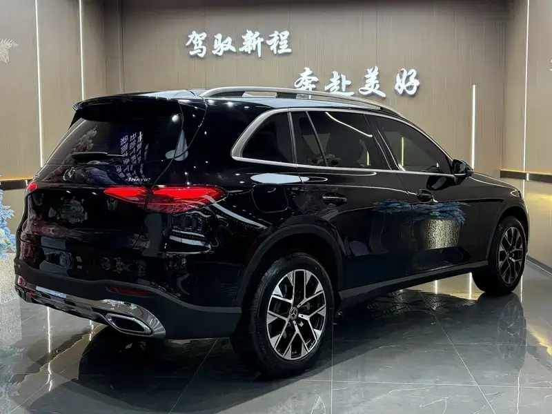 2026 Mercedes-Benz GLC с пробегом 7 400 км