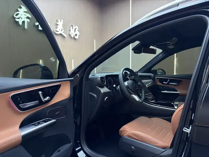2026 Mercedes-Benz GLC с пробегом 7 400 км