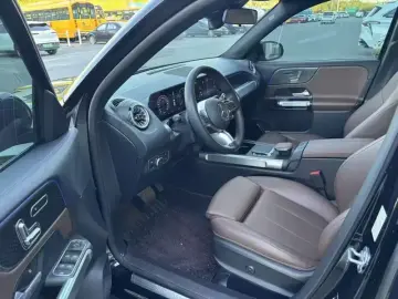 2024 Mercedes-Benz GLB с пробегом 20 000 км