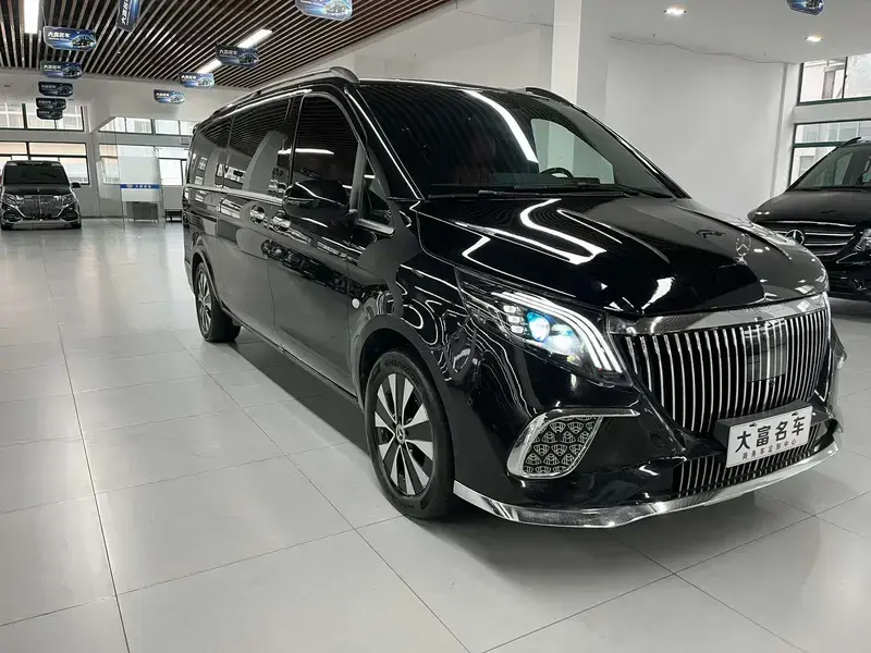 2023 Mercedes-Benz Vito с пробегом 31 000 км