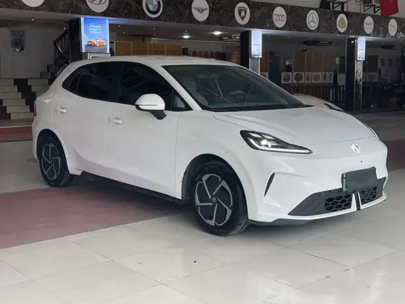 2026 MG 4 EV с пробегом 42 000 км
