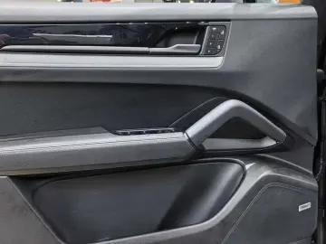 2024 Porsche Cayenne с пробегом 59 000 км