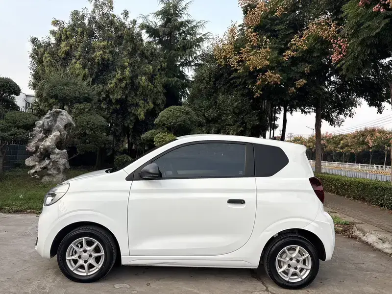 2022 Roewe Clever с пробегом 9 300 км