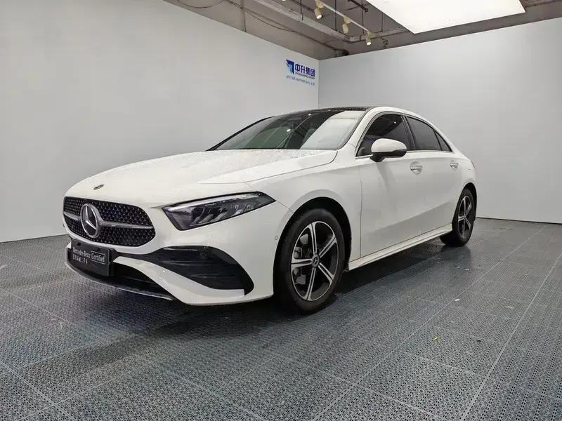 2024 Mercedes-Benz A-Класс с пробегом 23 800 км