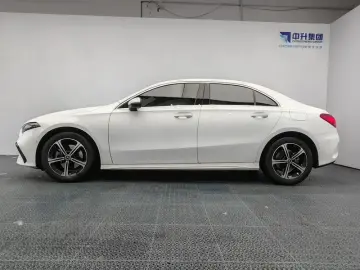 2024 Mercedes-Benz A-Класс с пробегом 23 800 км