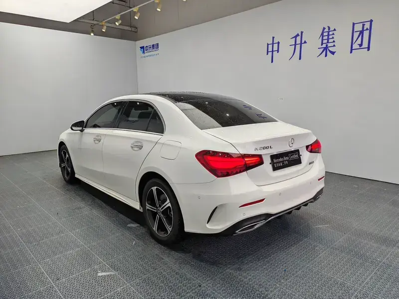 2024 Mercedes-Benz A-Класс с пробегом 23 800 км