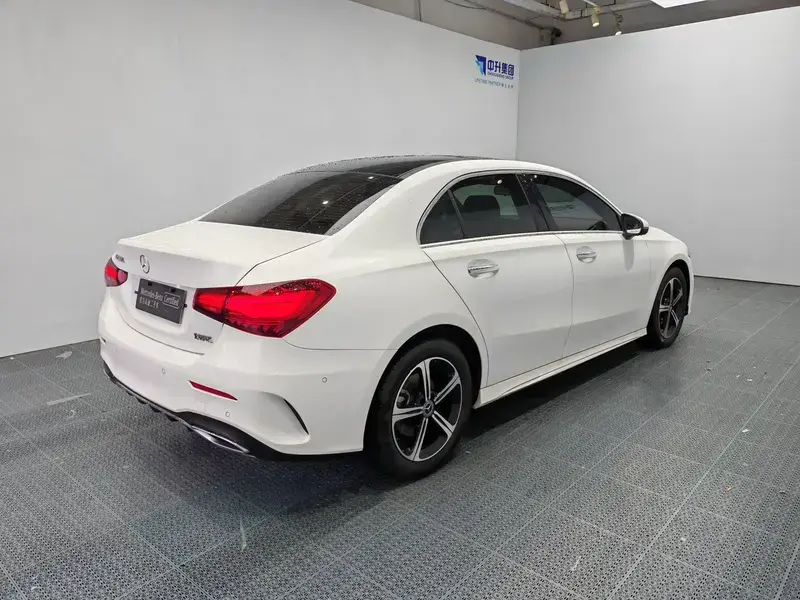 2024 Mercedes-Benz A-Класс с пробегом 23 800 км