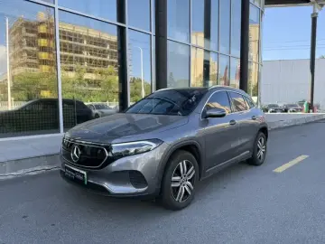 2023 Mercedes-Benz EQA с пробегом 42 000 км
