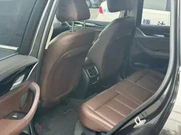 2022 BMW X3 M40i с пробегом 60 000 км