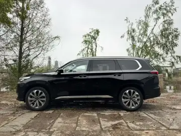 2023 Exeed Landmark C-DM с пробегом 15 000 км