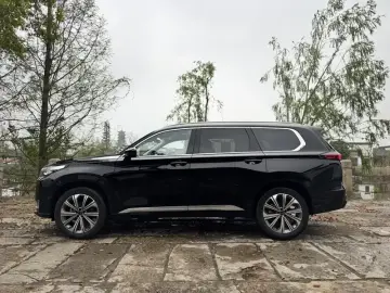 2023 Exeed Landmark C-DM с пробегом 15 000 км