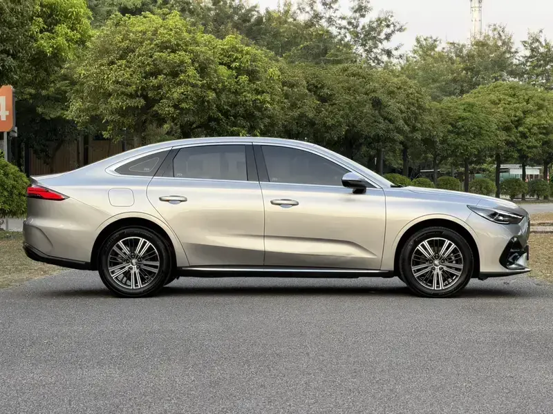 2026 Geely Galaxy Stellar 6 с пробегом 13 000 км