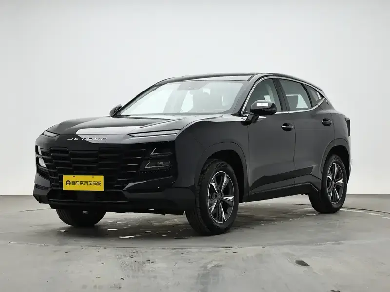 2026 JETOUR Dasheng i-DM с пробегом 100 км