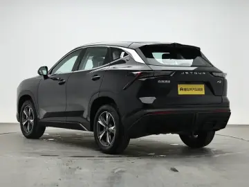 2026 JETOUR Dasheng i-DM с пробегом 100 км