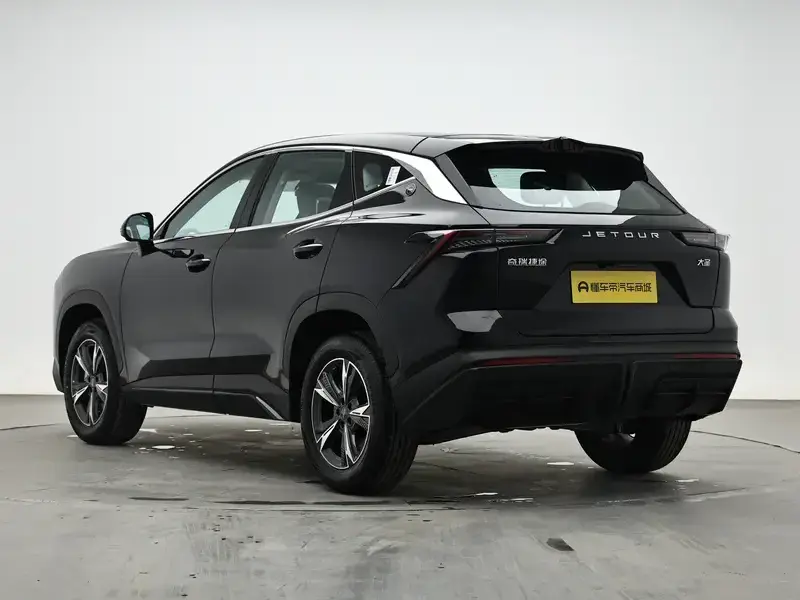 2026 JETOUR Dasheng i-DM с пробегом 100 км