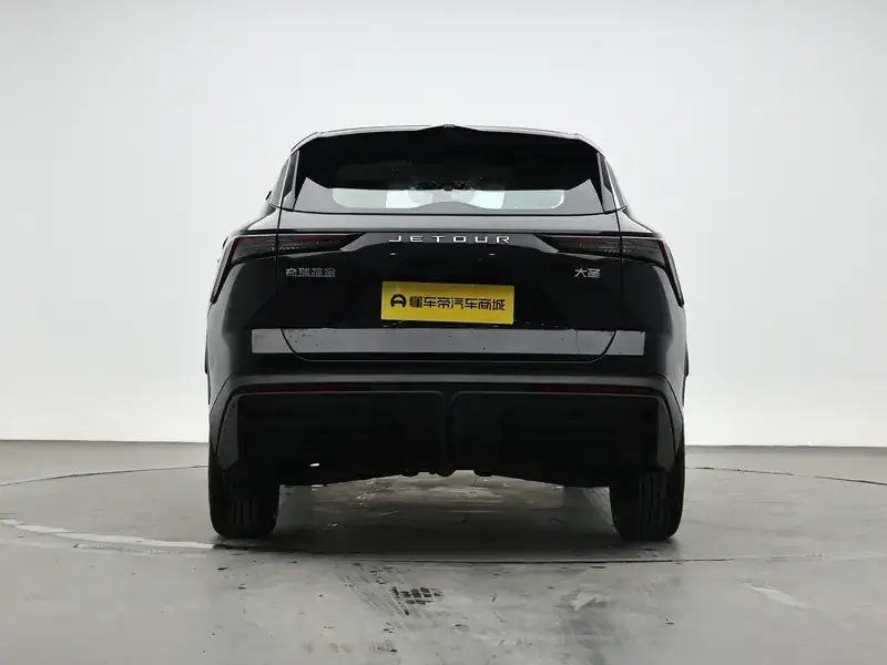 2026 JETOUR Dasheng i-DM с пробегом 100 км