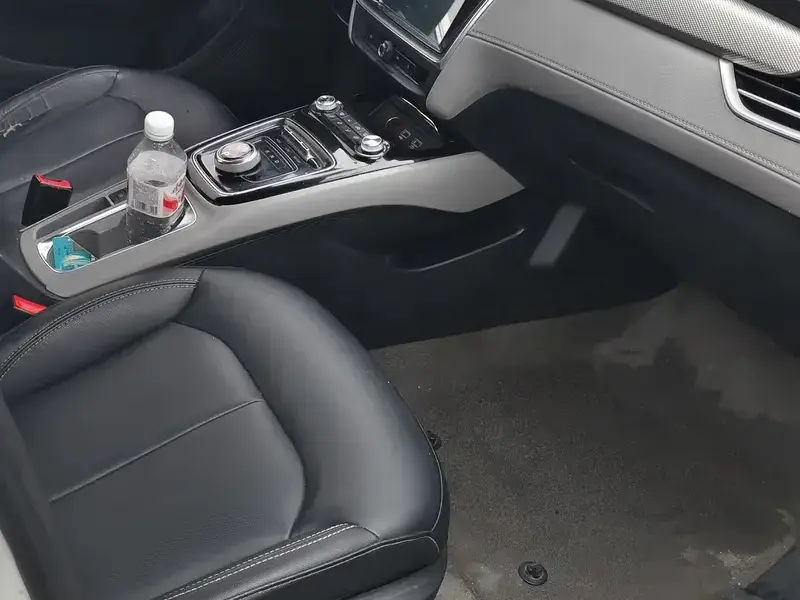 2019 Roewe Ei5 с пробегом 267 000 км