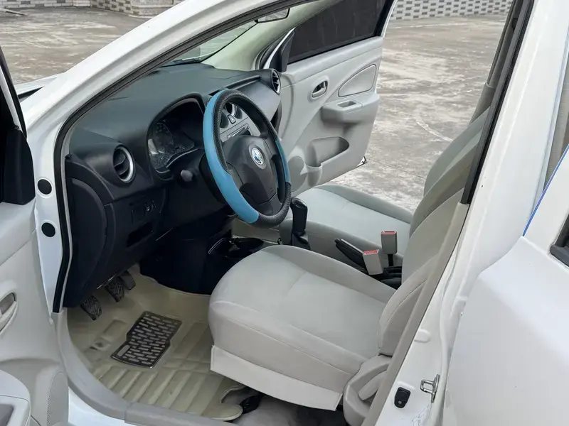 2014 Nissan R30 с пробегом 53 000 км