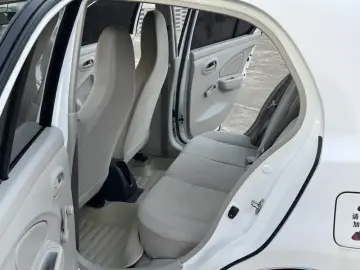 2014 Nissan R30 с пробегом 53 000 км