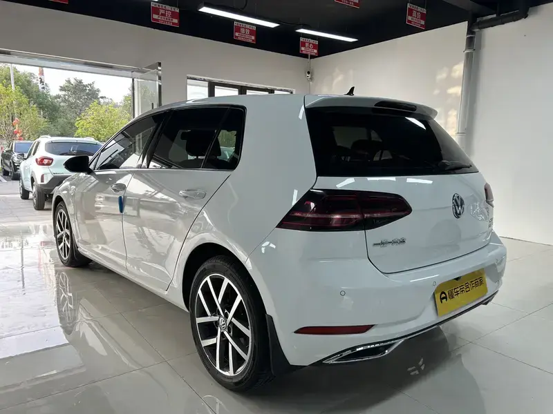 2018 Volkswagen Golf Electric с пробегом 63 000 км
