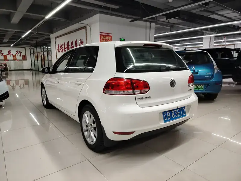 2012 Volkswagen Golf Electric с пробегом 40 000 км