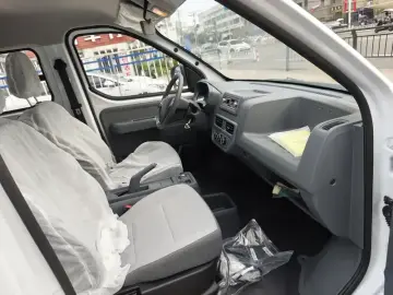 2026 Wuling Wuling Yangguang с пробегом 100 км